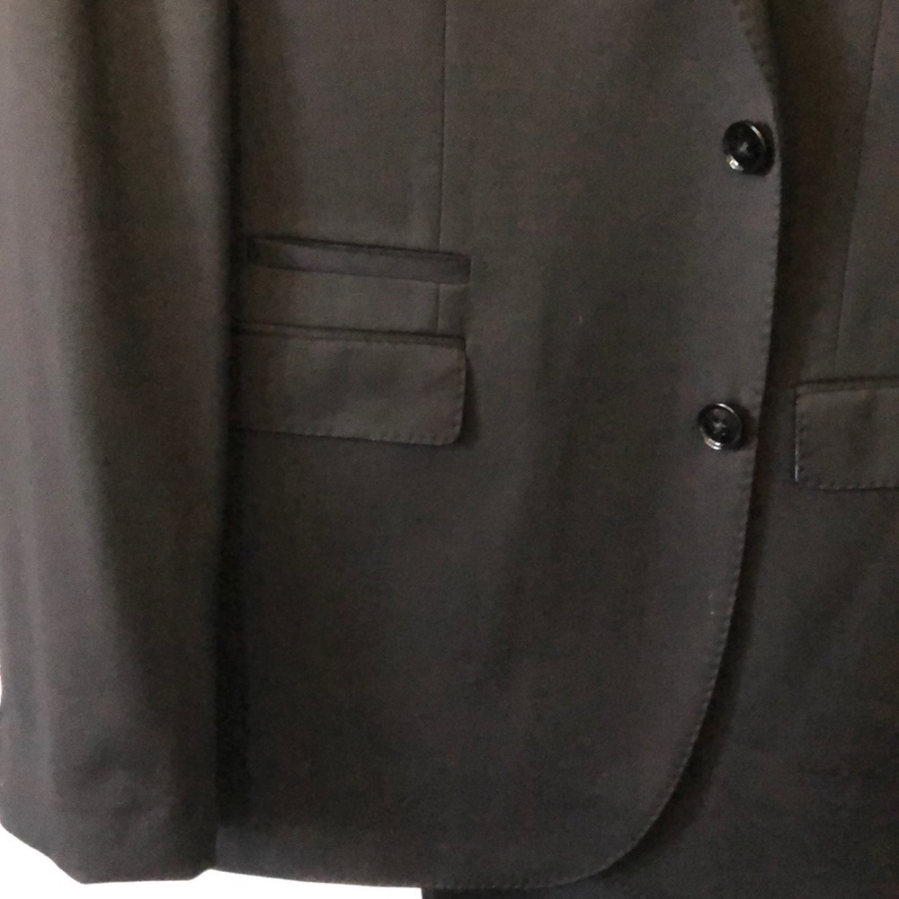 Black Suit. - image 3